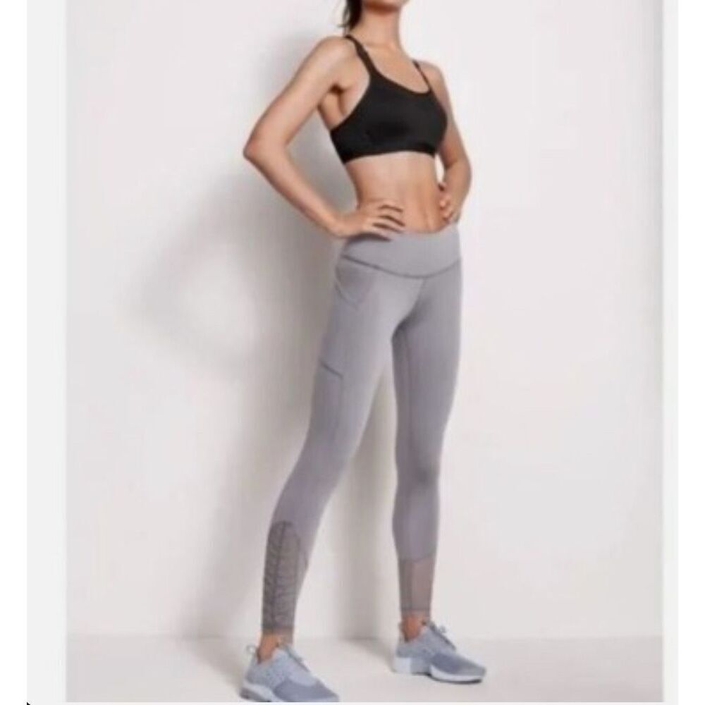 Victoria's Secret Sport VSX Knockout Light Gray 7/8 Athletic‎  L
